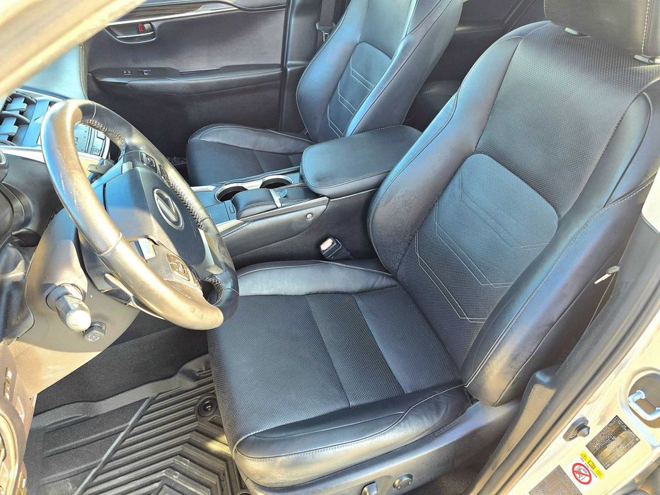 Продавам  Lexus NX 300h 4x4