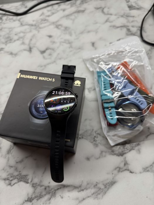 Huawei Watch 5 часовник