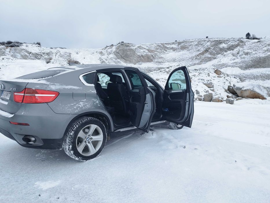 Продава се БМВ Х6 2011