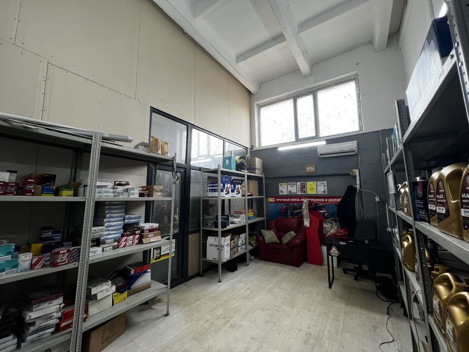 Сдам в аренду 2 бокса на длительный срок