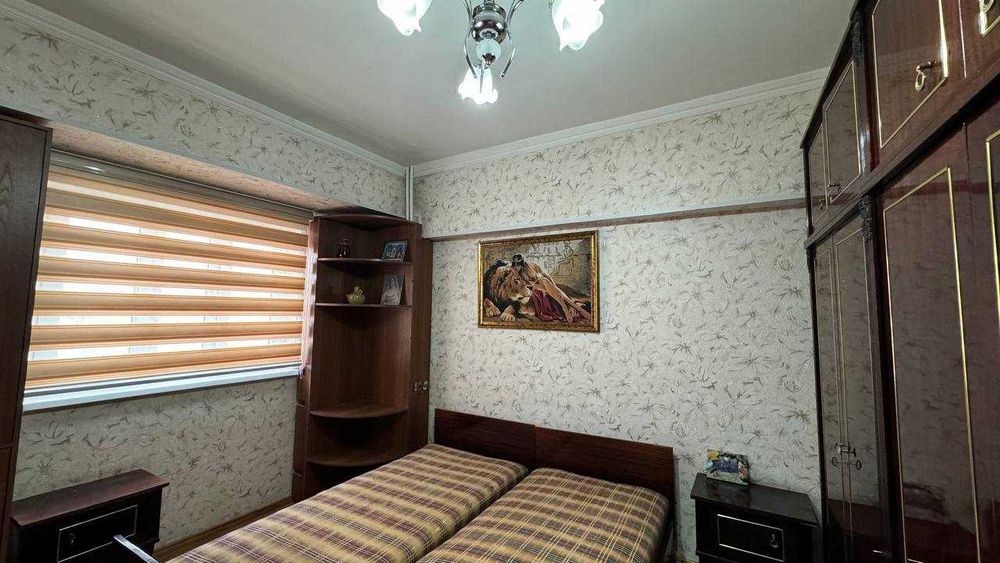 5 комнатная квартира на Ц1. ор-р бывш. Детский Мир. 5й этаж. 121 квадр