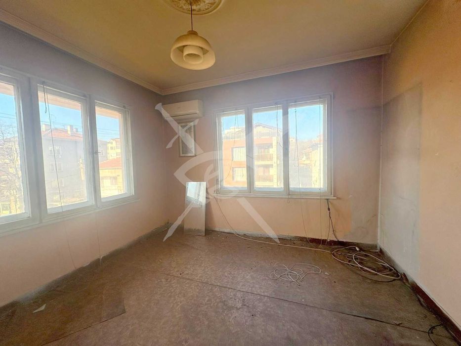 Етаж от къща в Асеновград 77346