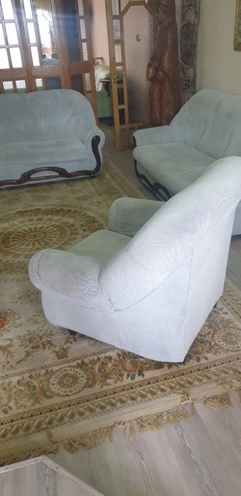 Мякий уголок (диваны и кресло)