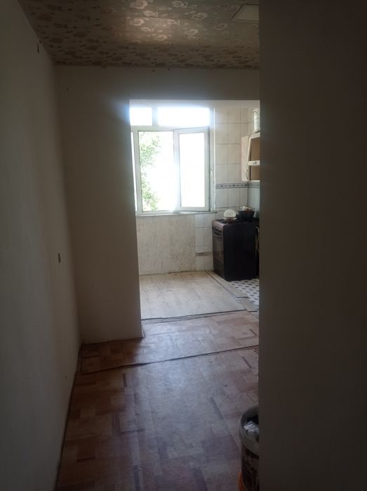 Toshkent Uchtepa Farxot bozzor yaqinida 3 xonali