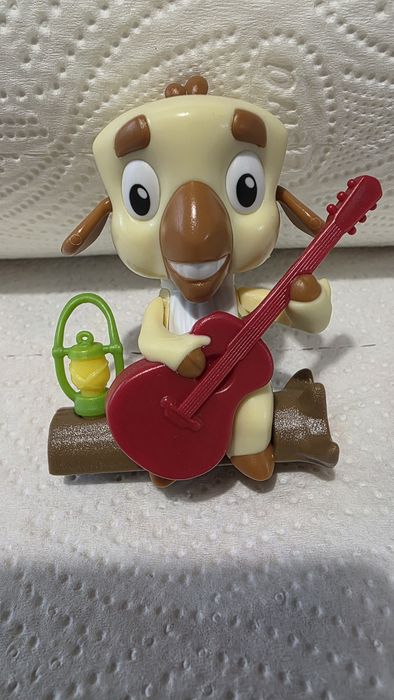 Kinder колекции и играчки