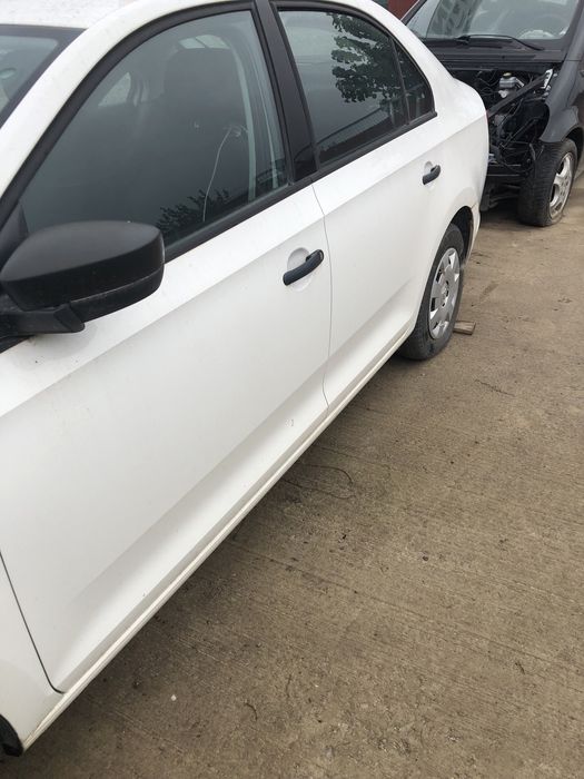 Usa / Portiera/ Aripa/ Haion/ Capota Skoda Rapid an 2016 culoare LF9E