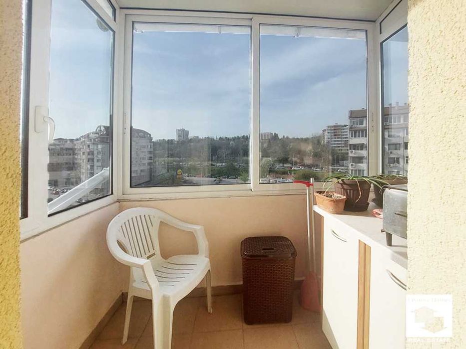 Продава се Двустаен апартамент в Велико Търново, Колю Фичето - 63 кв.м за 1085 €/кв.м - Снимка #3