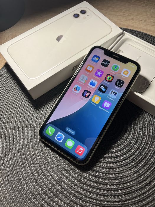 Здравейте продавам Iphone 11 white