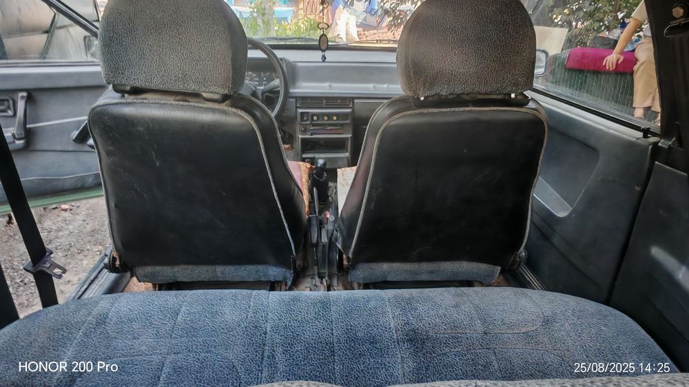 Лада Ваз 2108 (спутник)