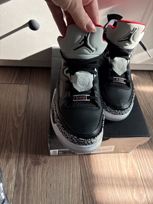 Nike Jordan măr 38,5
