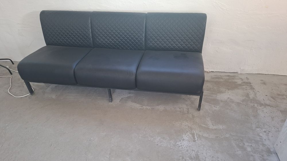 Диваны кожаные 2 шт