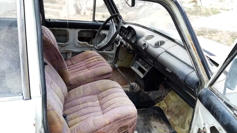 Продаётся ВАЗ 2106.