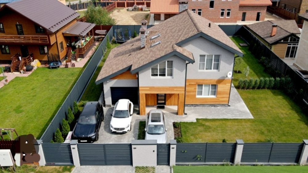 Жалюзи, заборы над стены.