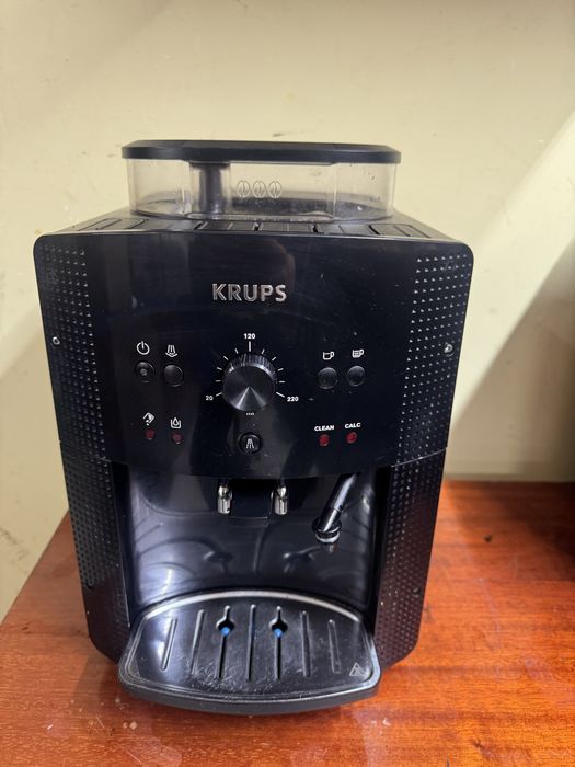 Aparat de cafea cu boabe Krups