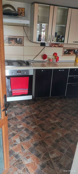 Casa de vânzare cu teren