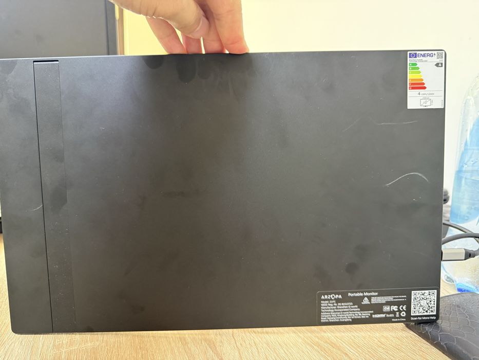 Портативный монитор 16.1” ARZOPA Z1FC — почти новый, на гарантии