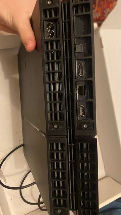 Продам Ps-4 Slim, 1Tb