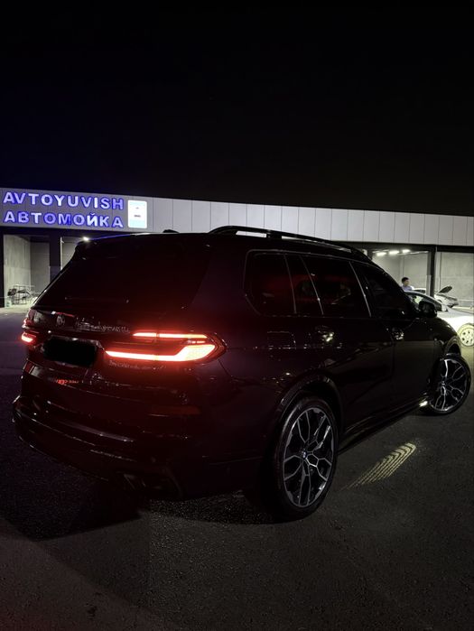 BMW X7 i40