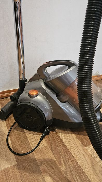 Пылесос Эленберг