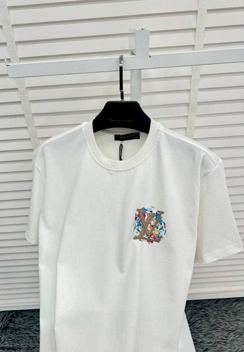 Мъжки тениски различни модели