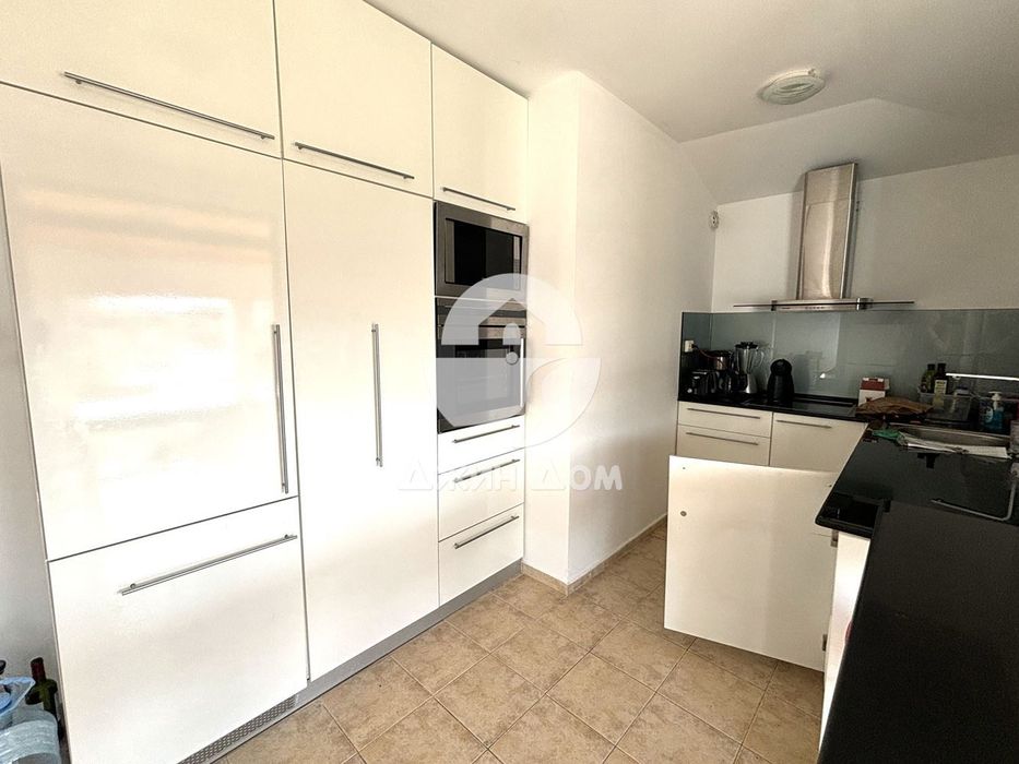 Продава се Четиристаен апартамент в Свети Влас - 121 кв.м за 1124 €/кв.м - Снимка #1