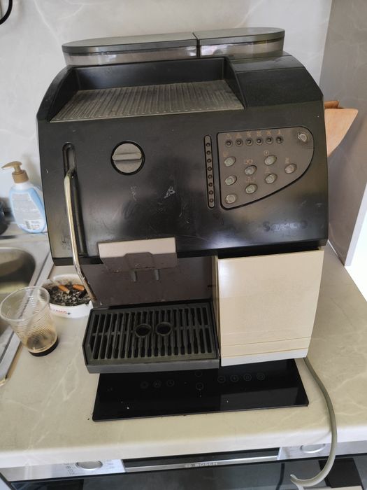 Кафемашина majic saeco