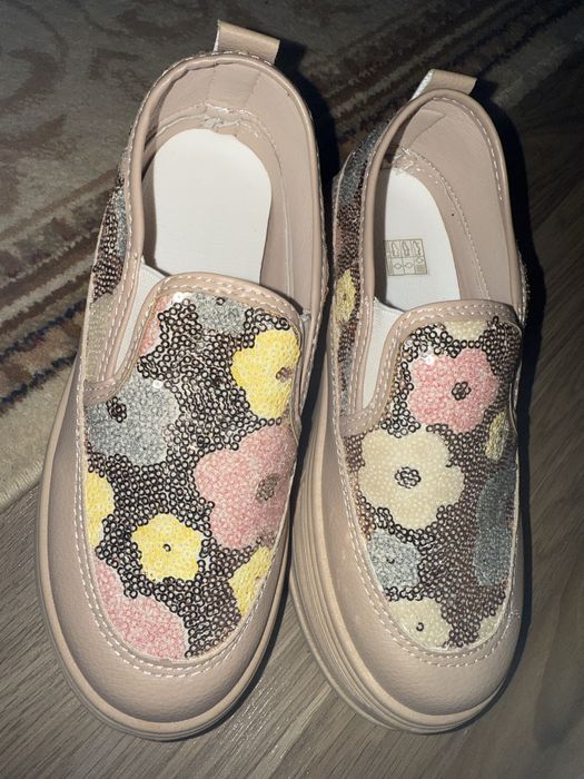 Обувки на пратформа 38н