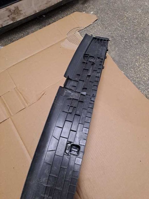 Grila activa inferioara hota clapete Bmw seria 5 G60