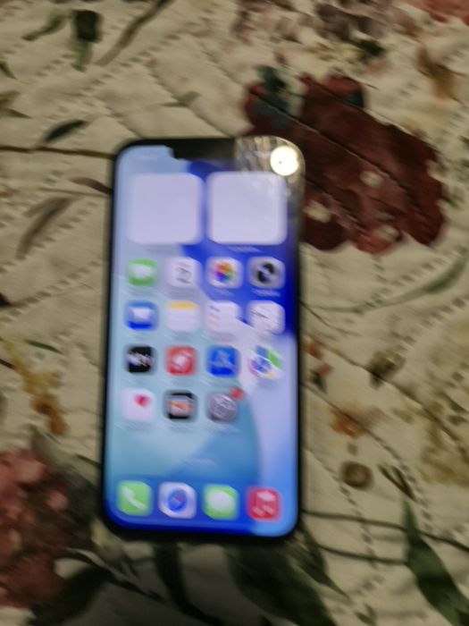 Vand iPhone 13 pro 128GB în stare impecabila
