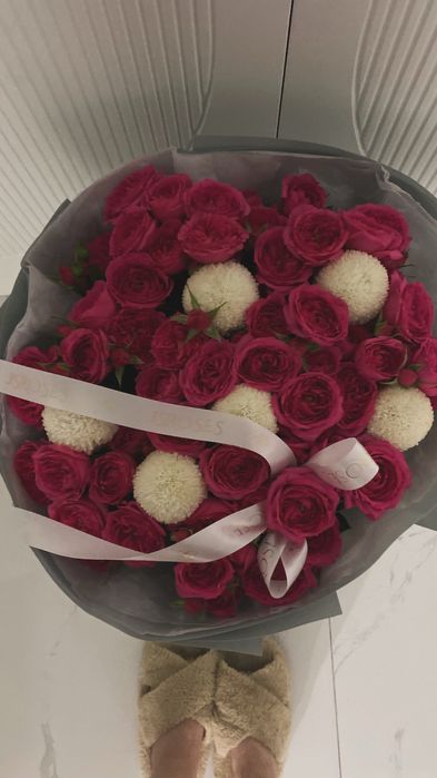 Букет цветов……..