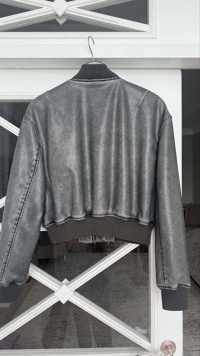 Бомбер Zara эко кожа
