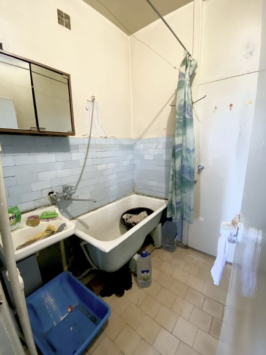 Kvartira sotiladi 35000 $ Qoyliq2 massiv