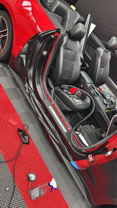 INSCRIPTIONARI AUTO Colantari Geamuri Stickere Window Graphics