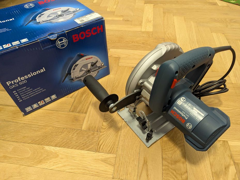 Fierastrau circular Bosch 165mm 1200W