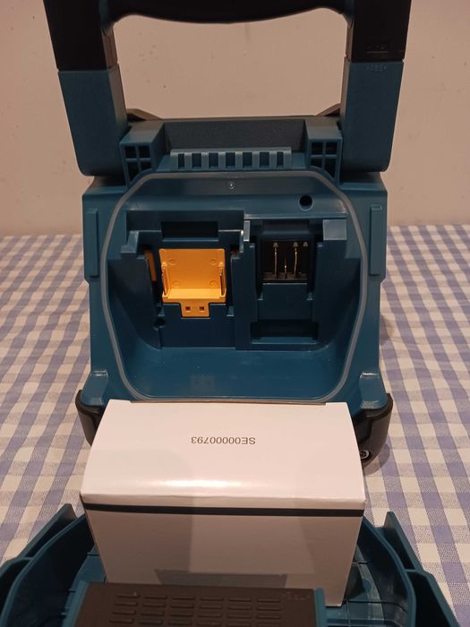 Тонколона макита