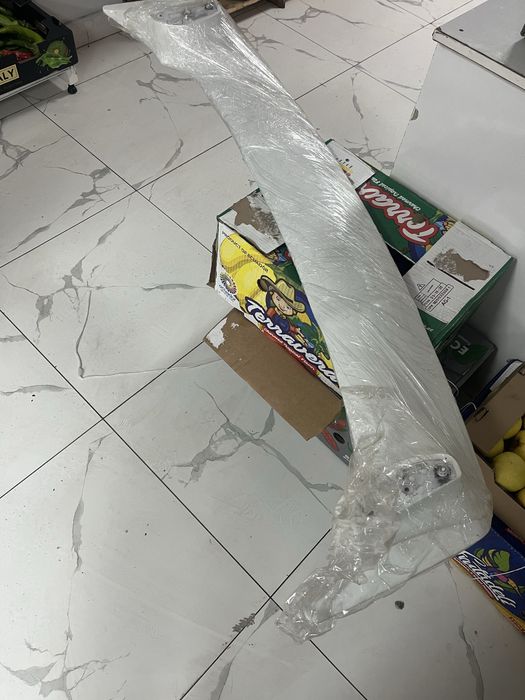 Спойлер лансер 10