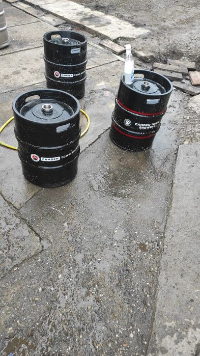 Butoaie inox cu robinet,hidrofor, vas expansiune