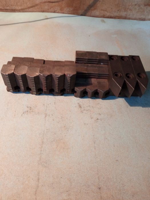 Токарный инструмент