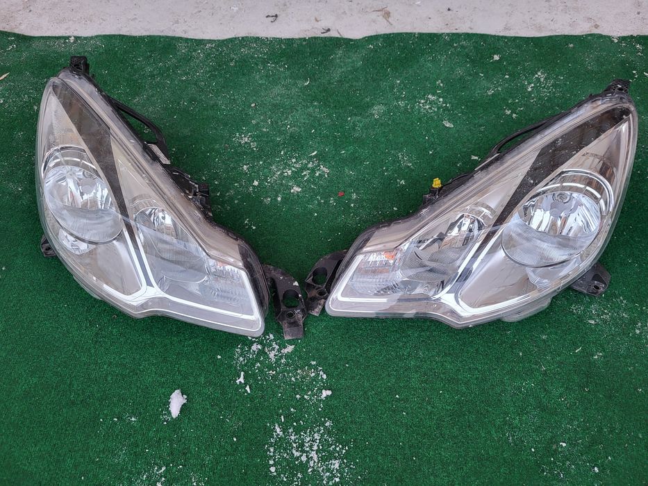 Faruri față Citroen C3 originale, second hand