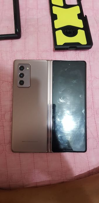Galaxy fold 2 256 gig