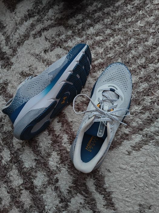 Under armour обувки