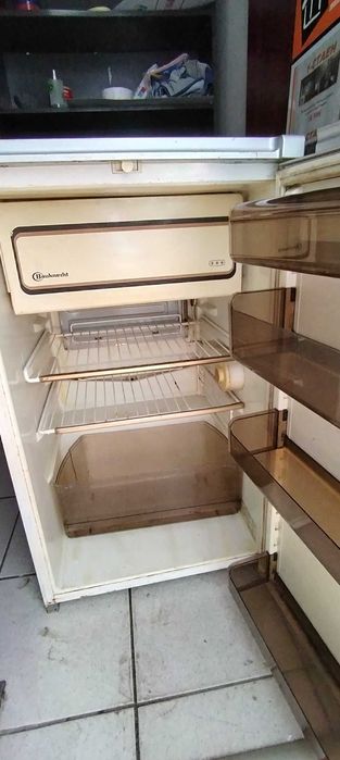 хладилник работещ