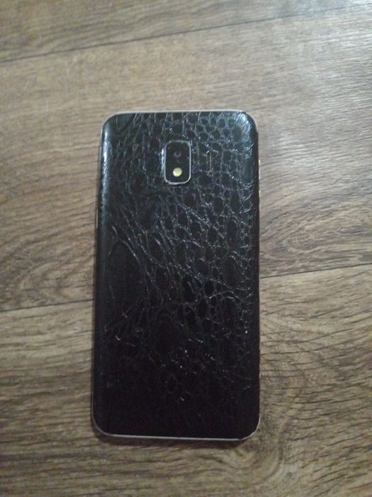 Samsung J2 holati yaxshi