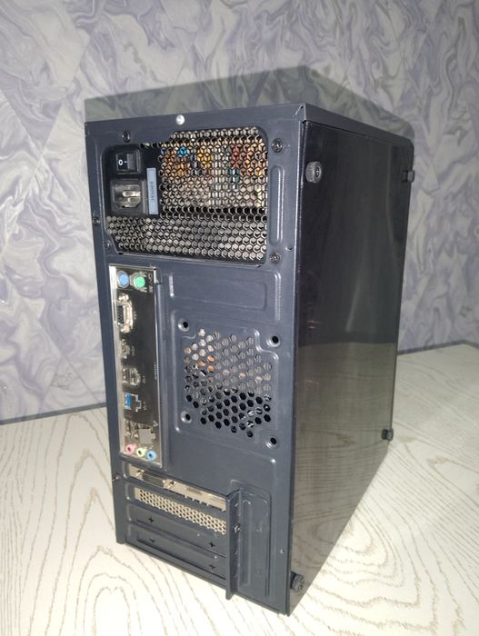 Kuchli Gaming PC | i5-12400F | RTX 3050 | 16GB