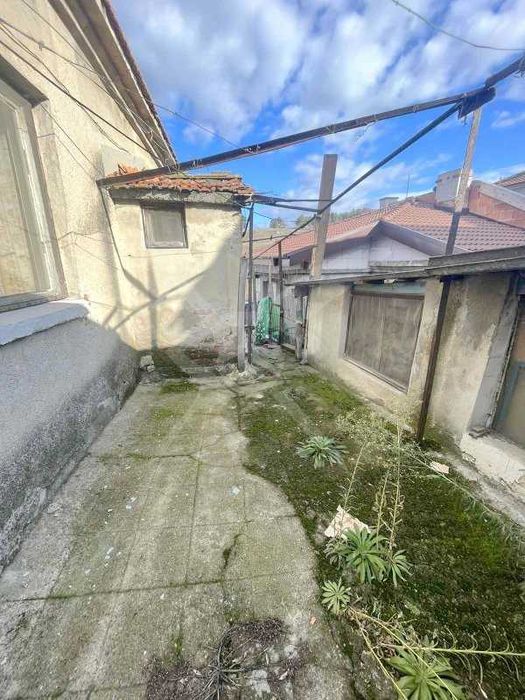 Продава се Къща в Карнобат - 60 кв.м за 750 €/кв.м - Снимка #16