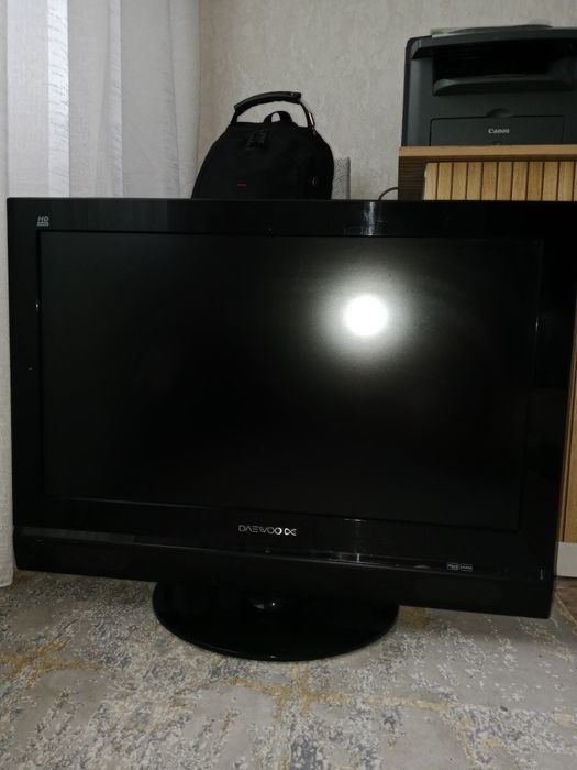 Продам телевизор б/у марки Daewoo .