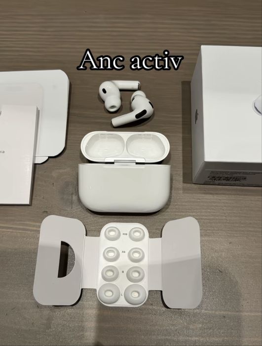 Vând AirPods Pro 3 noi, sigilate, nedesfăcute. Produsul este în ambalajul original