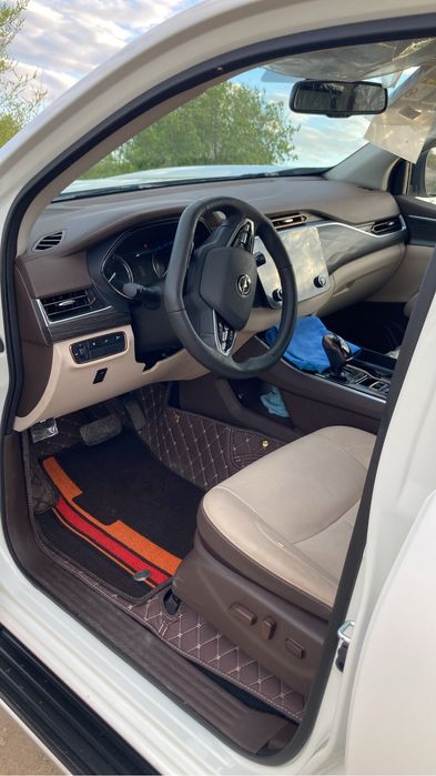 Продаеться внедорожник