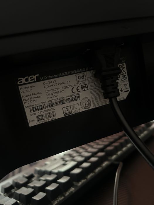 Монитор пк продам