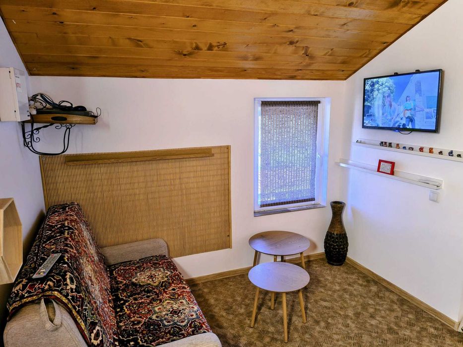 Casă de închiriat
